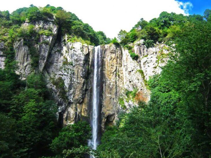 آبشار لاتون در کوته کومه